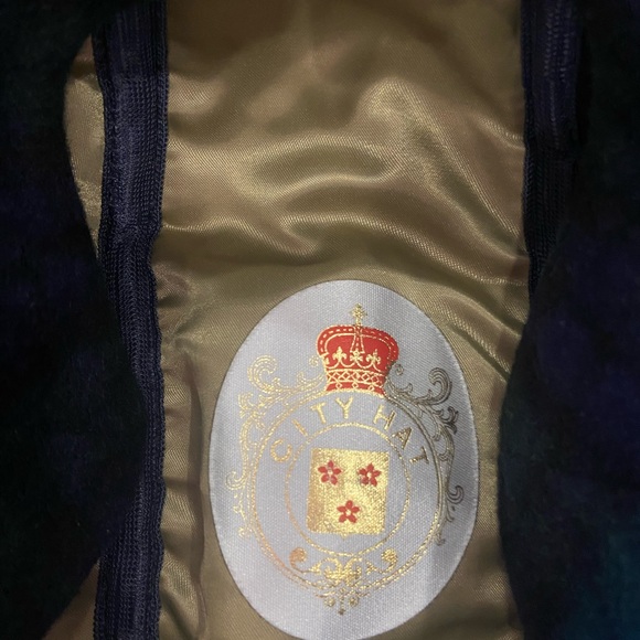 Plaid City Hat - Picture 5 of 8